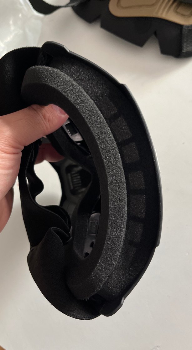 Kemerli Siyah Kamuflaj Motosiklet Kaskı - Görsel 4