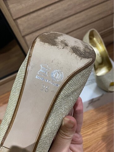 36 Beden Abiye gold ayakkabı