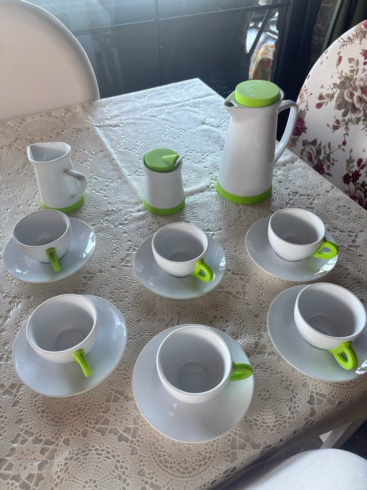 Kütahya Porselen Beyaz ve Yeşil Detaylı Kahve Fincan Seti - Görsel 5