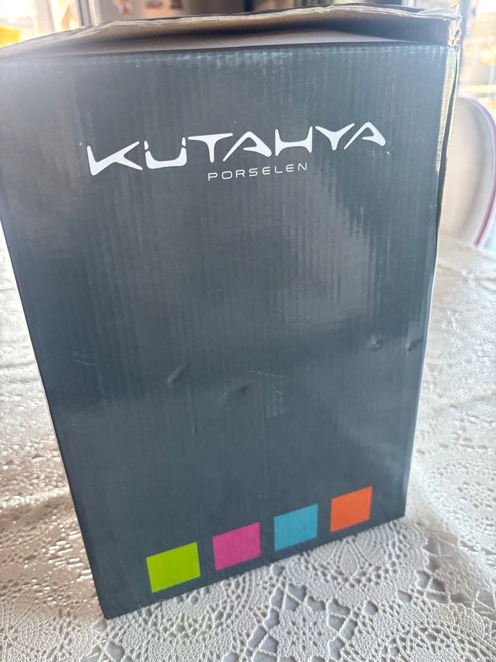 Kütahya Porselen Beyaz ve Yeşil Detaylı Kahve Fincan Seti - Görsel 3