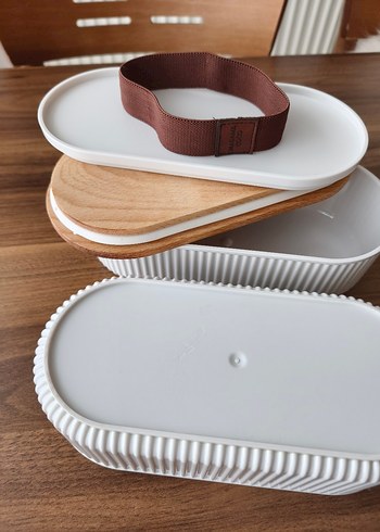 MADAME COCO Ahşap Kapaklı Gri Yemek Kabı - Görsel 3