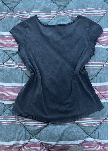 Eskitme Desenli Siyah Tişört - Görsel 3