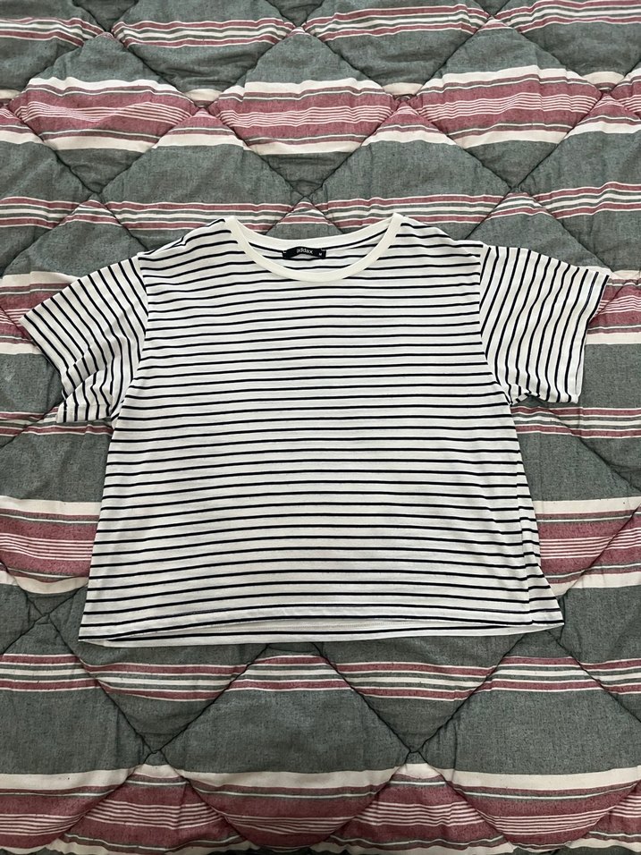 Lacivert Beyaz Çizgili Kısa Kollu Kadın Tişört - Görsel 2