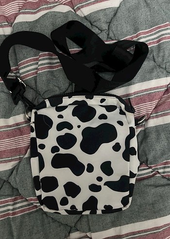 Siyah Beyaz Desenli Çapraz Çanta - Görsel 2