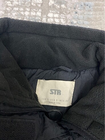 Stradivarius Stradivarius içi polar s beden mont