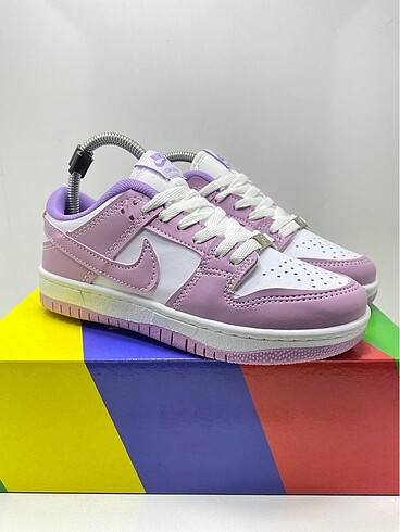 Dunk Sb Lila