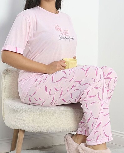Rahat gecelik pijama takımı