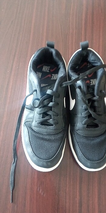 37 Beden siyah Renk Nıke spor ayakkabı