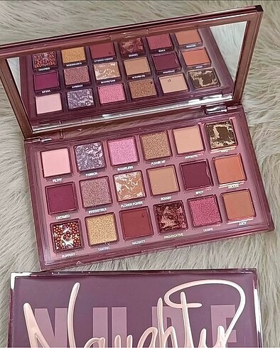 Huda Beauty Huda beauty far paleti