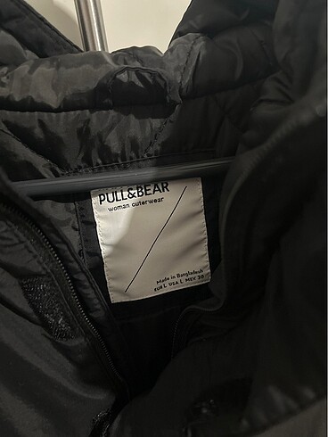 Pull and Bear Siyah kanguru mont