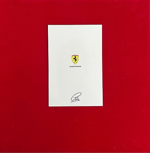 Beden Lewis Hamilton İmzalı Ferrari Kartı