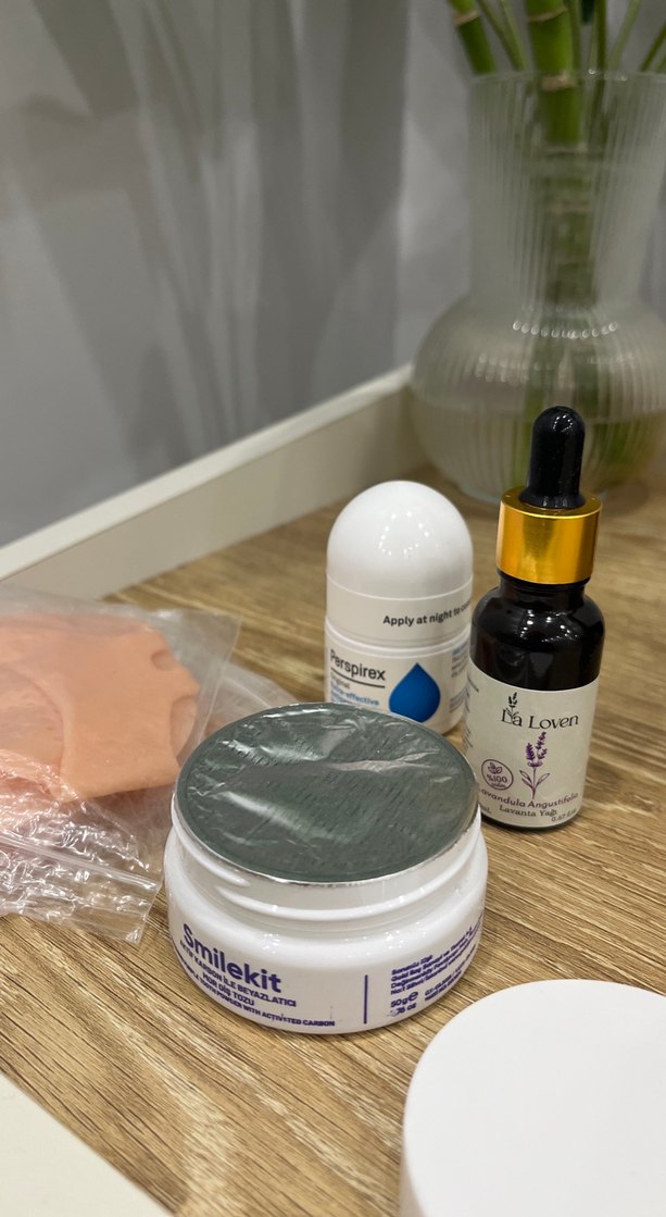 Smilekit Aktif Karbonlu Diş Beyazlatıcı Set - Görsel 3