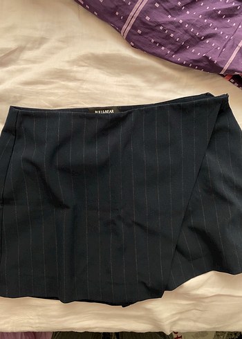 Dikine Çizgili Mini Pilili Kadın şort etek pull and bear