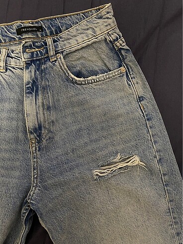 36 Beden trendyolmilla düz kesim jean
