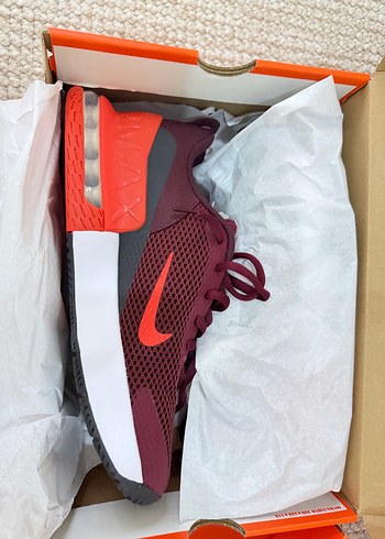 Nike Kirmizi Bordo Spor Ayakkabi