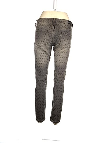 40 Beden Mango Skinny %70 İndirimli.