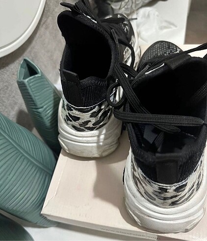37 Beden ELLE SNEAKER