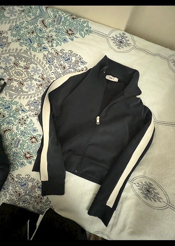 Siyah Fermuarlı Yüksek Yakalı Kadın Eşofman Takımı - Görsel 4