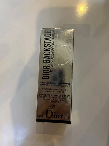 Dıor 0W fondöten