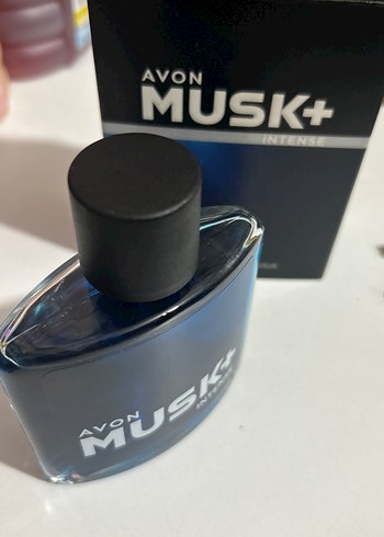 Avon Musk+ Intense Erkek Parfümü Siyah 75 ml - Görsel 2