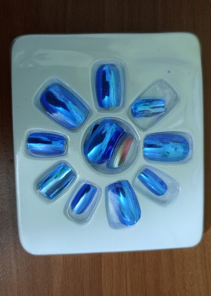 Takma Tırnak  - Görsel 2