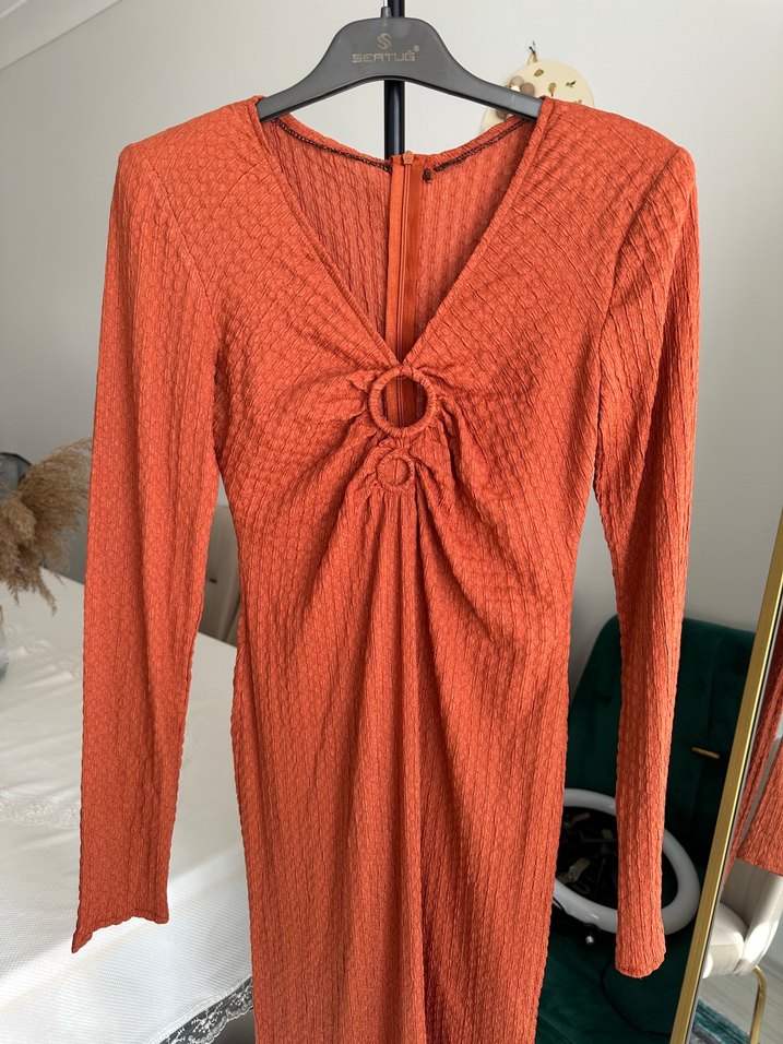 Uzun kollu elbise - Görsel 3