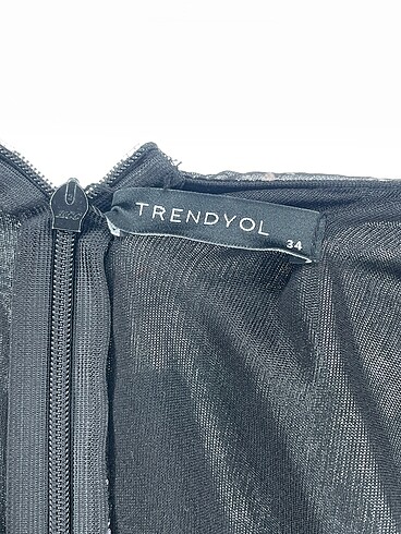 34 Beden çeşitli Renk PreLoved Kısa Elbise %70 İndirimli.