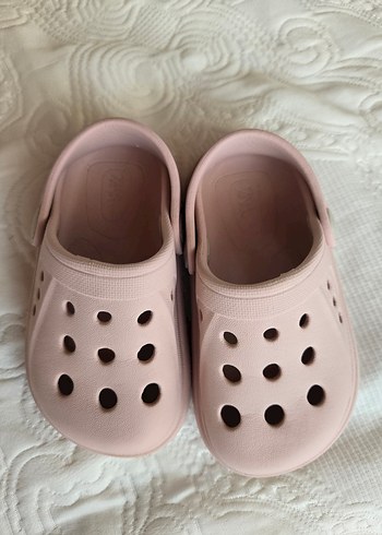 21 Beden pembe Renk Zara Çocuk Sandalet