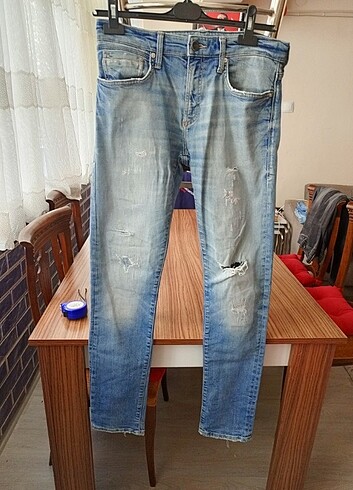 Çeşitli kot pantolon
