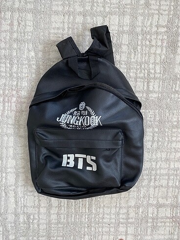 bts sırt çantası