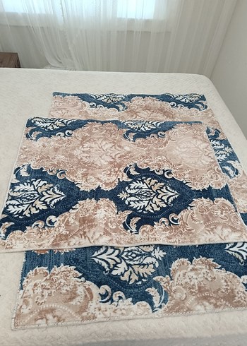 Koyu Mavi Bağlama Desenli Halı