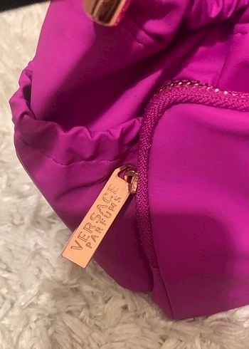 Versace Mor Fermuarlı Kadın Çantası krem +duş jeli - Görsel 6