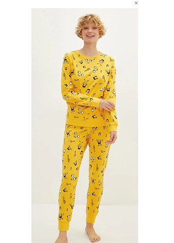 Renkli Desenli Uzun Kollu Kadın Pijama Takımı - Görsel 2