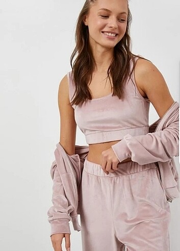 Koton Kadife Crop 