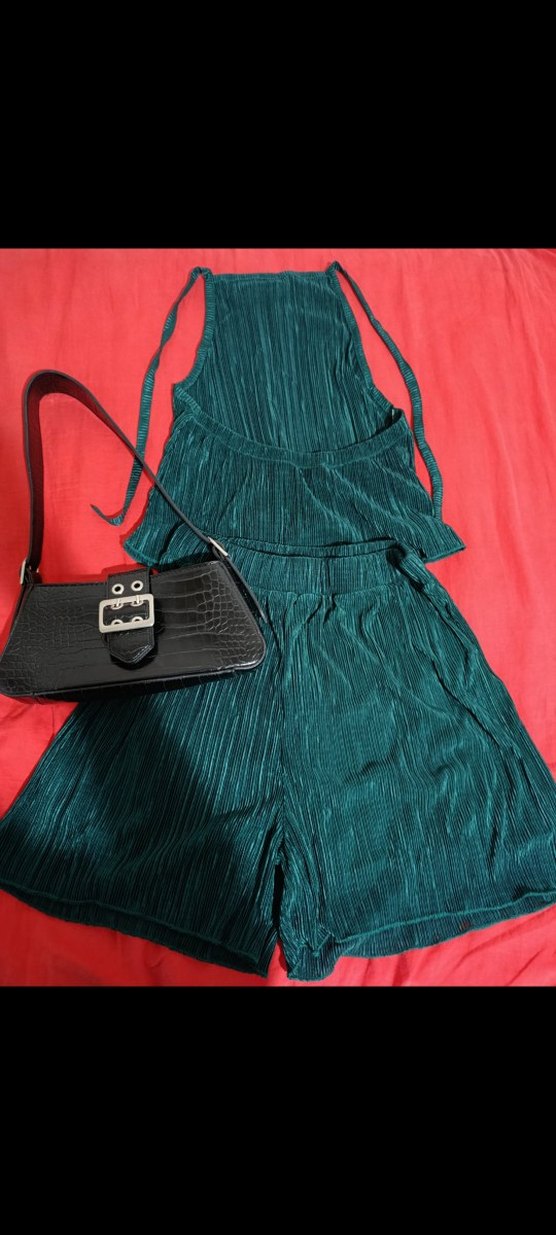 Yeşil Kadın Mini Piliseli Şortlu Takım - Görsel 5