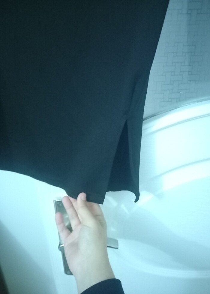 Tek kollu yırtmaçlı elbise - Görsel 2