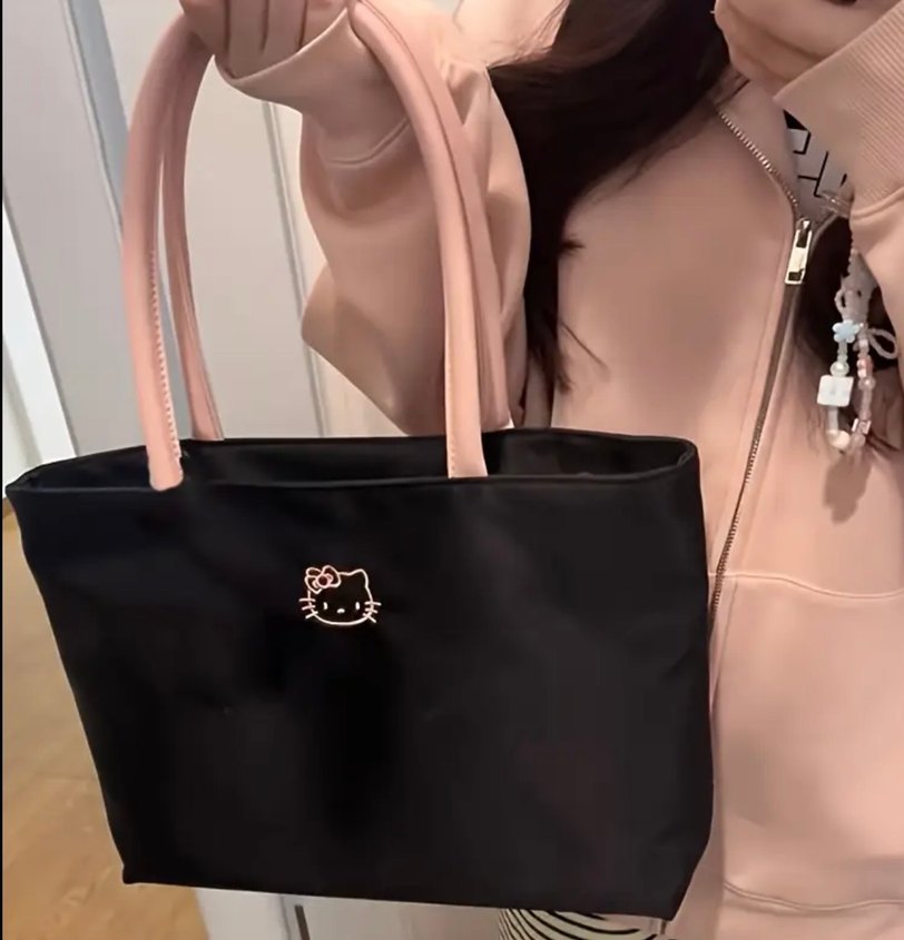 Hello kitty Siyah Omuz Çantası - Görsel 2