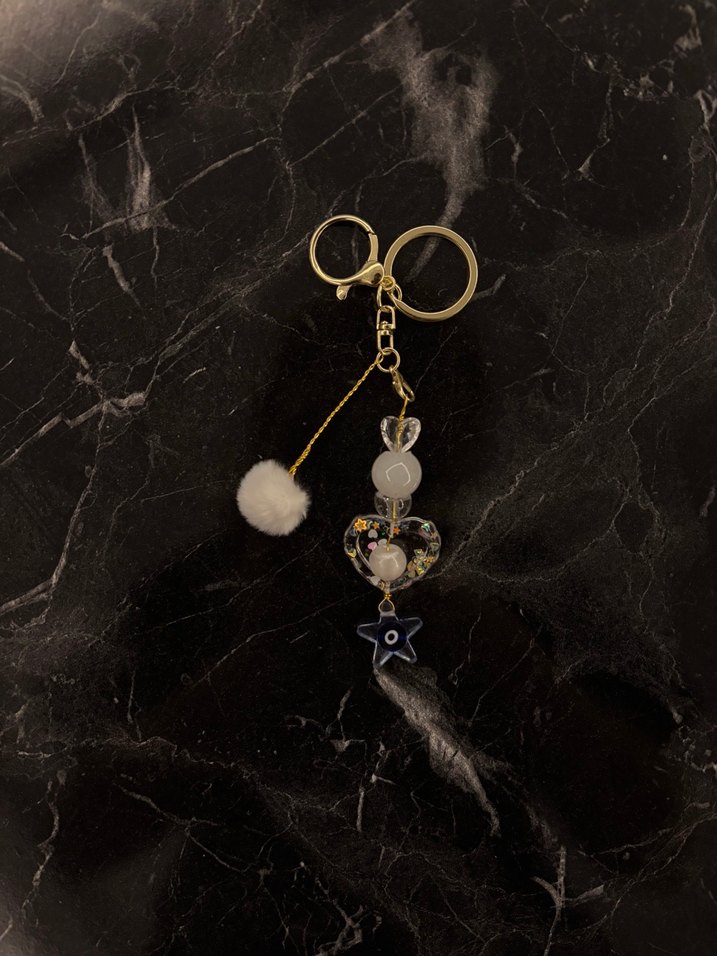 Beyaz Nazar Boncuklu Anahtarlık - Görsel 2