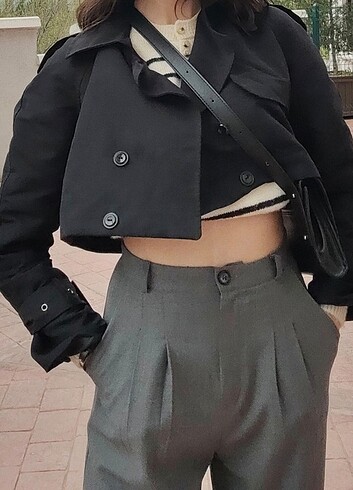 Trendyol & Milla CROP TRENÇKOT (TRENDYOLMİLLA)