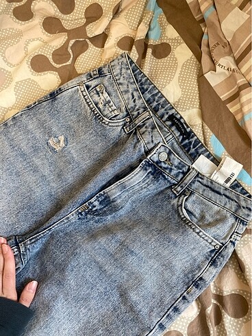 Yırtık jean - Görsel 4