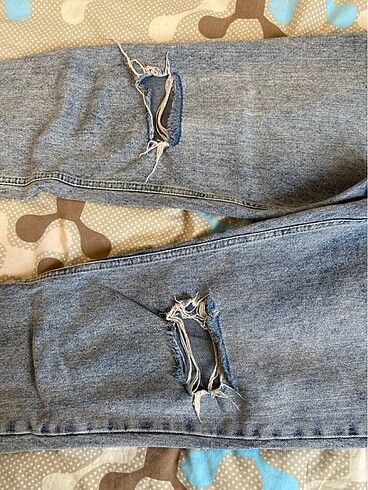 Yırtık jean - Görsel 3