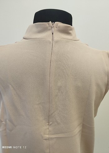 MELİKE TARTAR Bej Yüksek Yakalı Kolsuz Tunik - Görsel 3