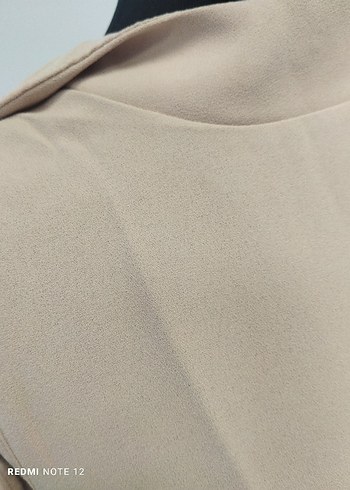 MELİKE TARTAR Bej Yüksek Yakalı Kolsuz Tunik - Görsel 9