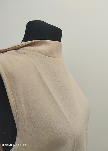MELİKE TARTAR Bej Yüksek Yakalı Kolsuz Tunik - Görsel 10