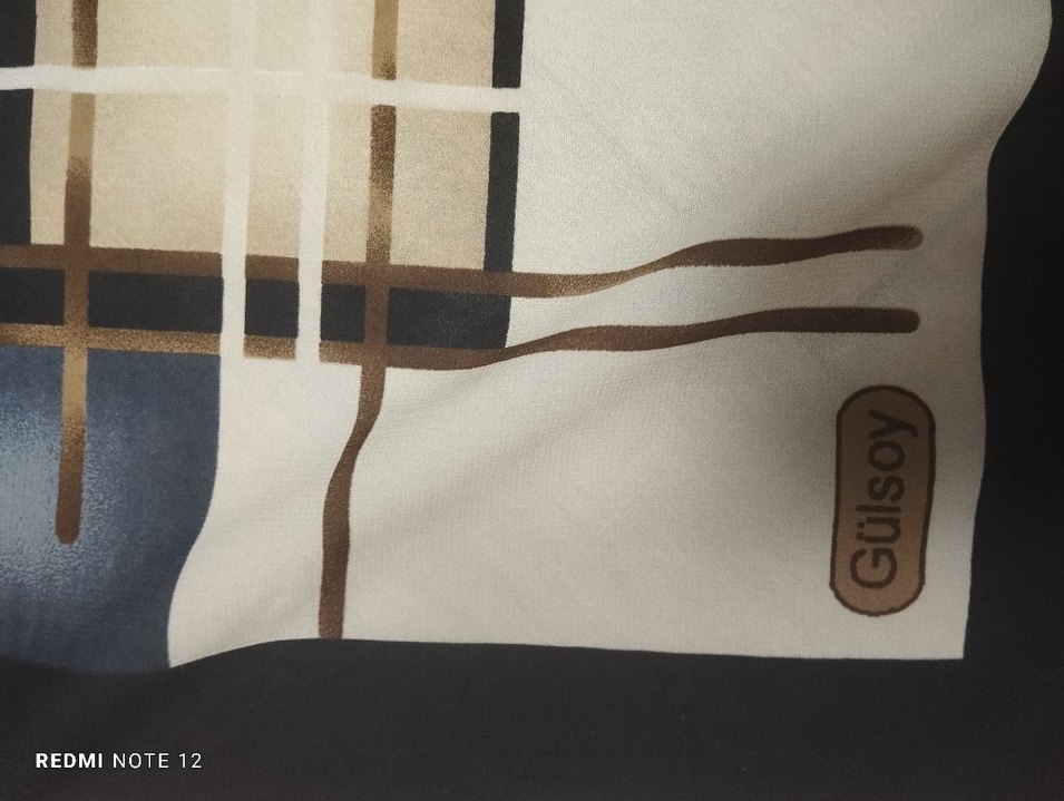 Kadın Gri Baskılı Modern Vintage Eşarp - Görsel 2