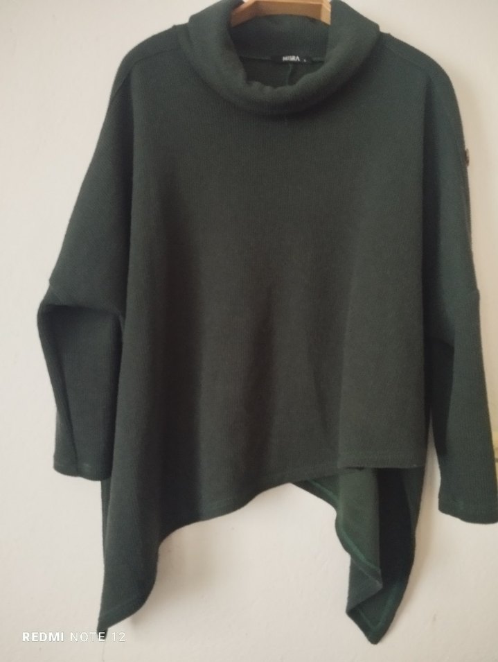 Yeşil Boğazlı Uzun Kollu Kadın Kazak - Görsel 2