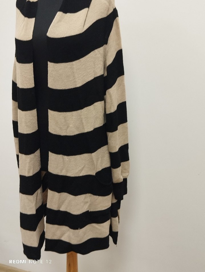 Bej Siyah Çizgili Uzun Kadın Hırka - Görsel 2