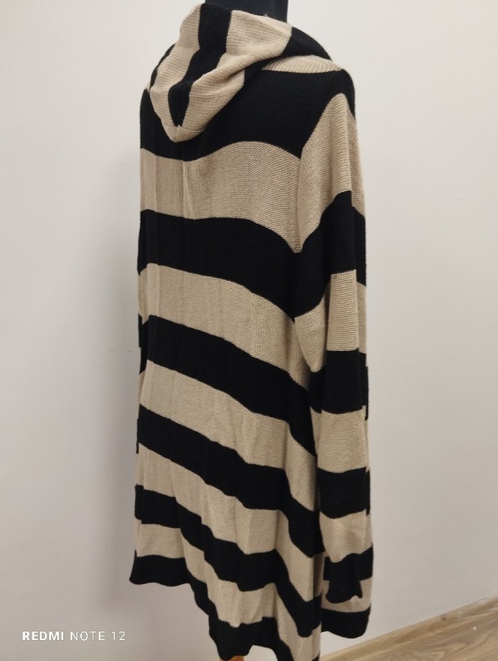 Bej Siyah Çizgili Uzun Kadın Hırka - Görsel 4