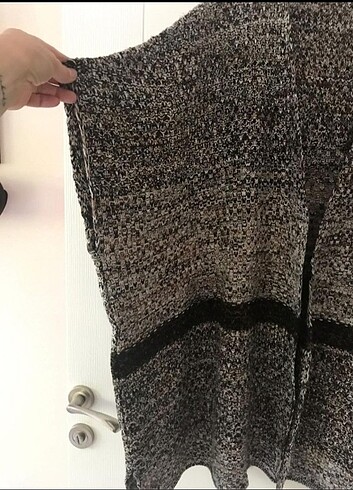 Pull and Bear HIRKA PANÇO PELERİN