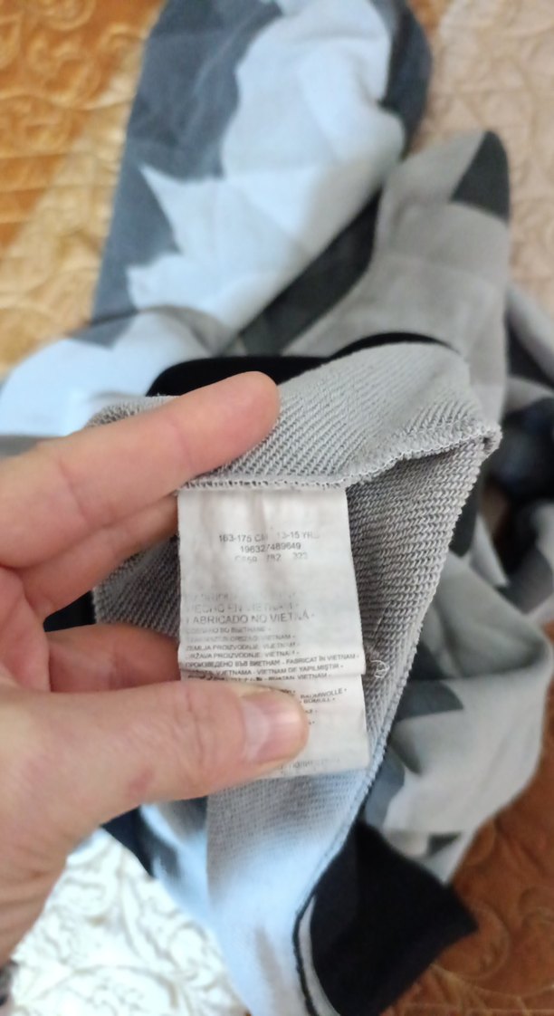 orijinal Nike Gri Desenli Erkek Sweatshirt 13-15 yaş 163-175 cm - Görsel 5